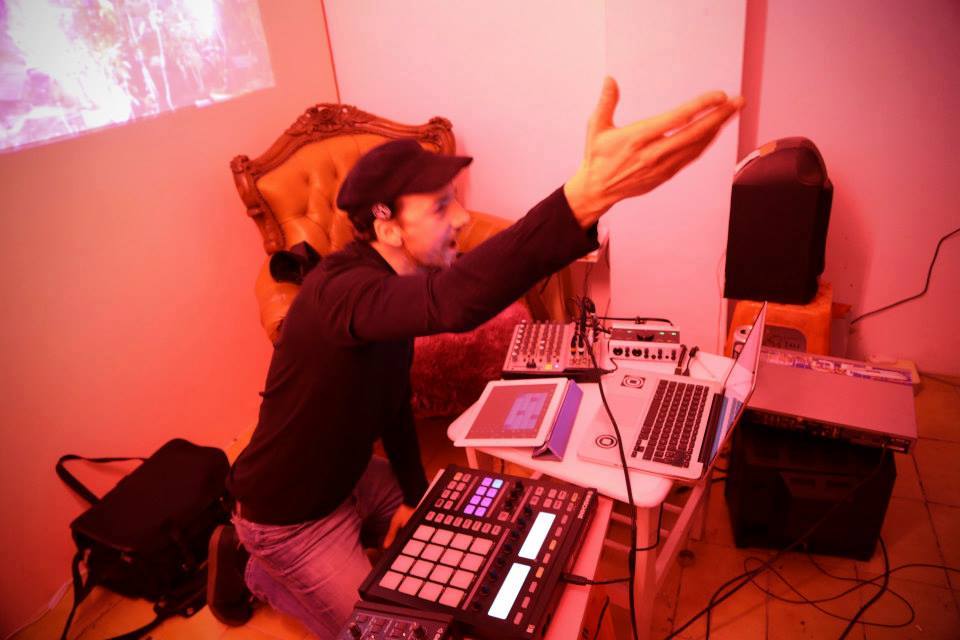 Music Performance：Alexandre Maubert Photo：Yoatzin Balbuena Mejía Source：instant 42